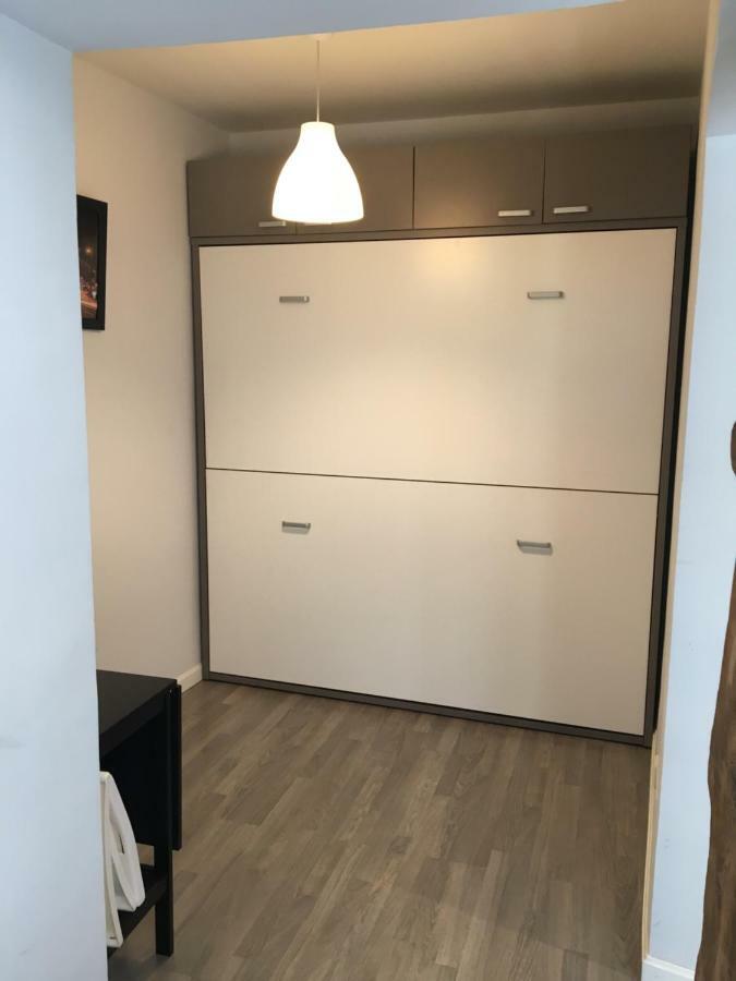 Moderno Apart Centro Мадрид Екстериор снимка