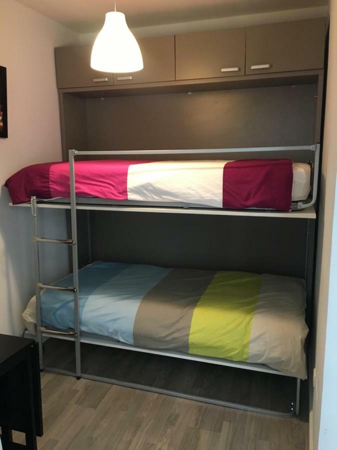 Moderno Apart Centro Мадрид Екстериор снимка