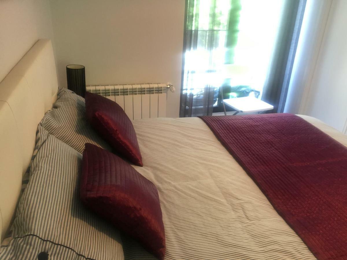 Moderno Apart Centro Мадрид Екстериор снимка