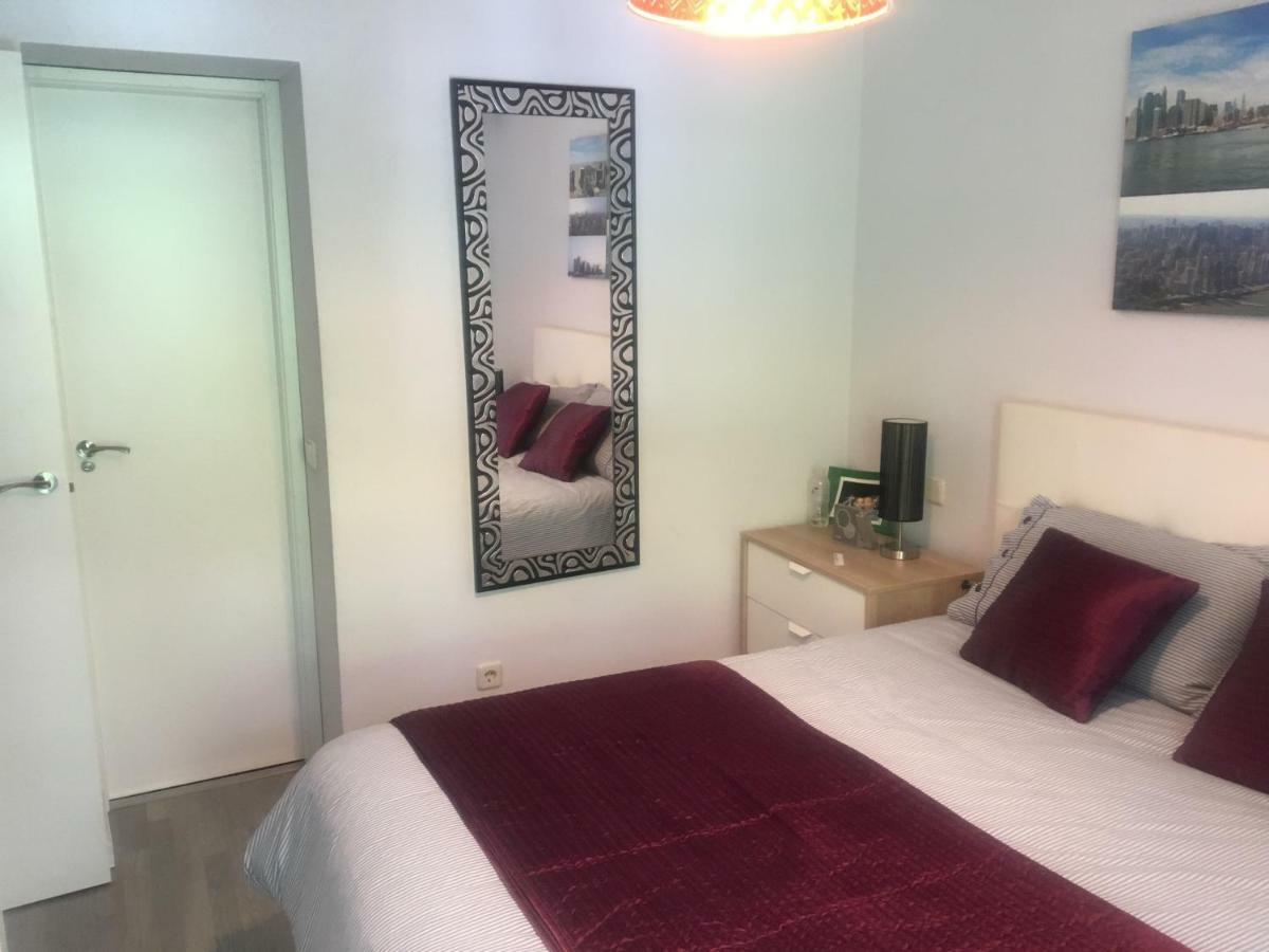 Moderno Apart Centro Мадрид Екстериор снимка
